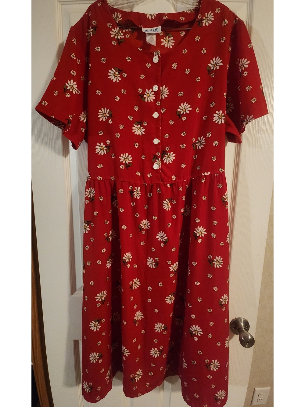 Vintage Blair Red Daisy-Print Button Midi Dress